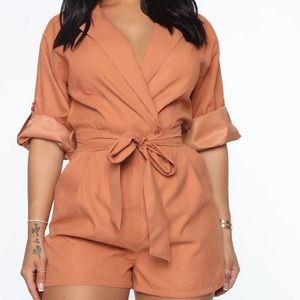 Fashion Nova Romper Rust Color